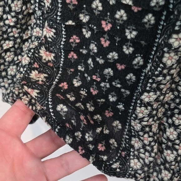 American Eagle Black Floral Print‎ Long Sleeve Peasant Top Blouse - Picture 7 of 7
